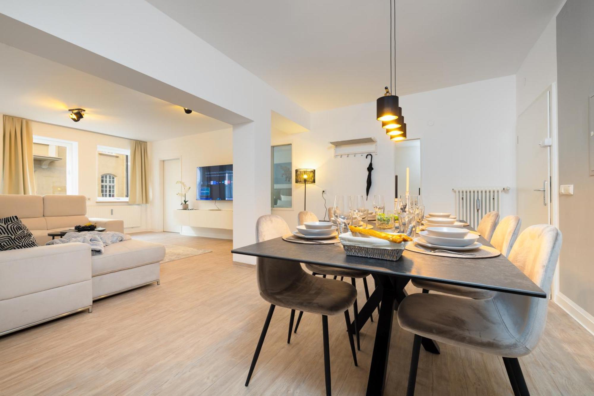 Primero City-Loftdomizil Innenstadt 84Qm Mit Grosser Gemeinschaftsterrasse Augsburg Dış mekan fotoğraf